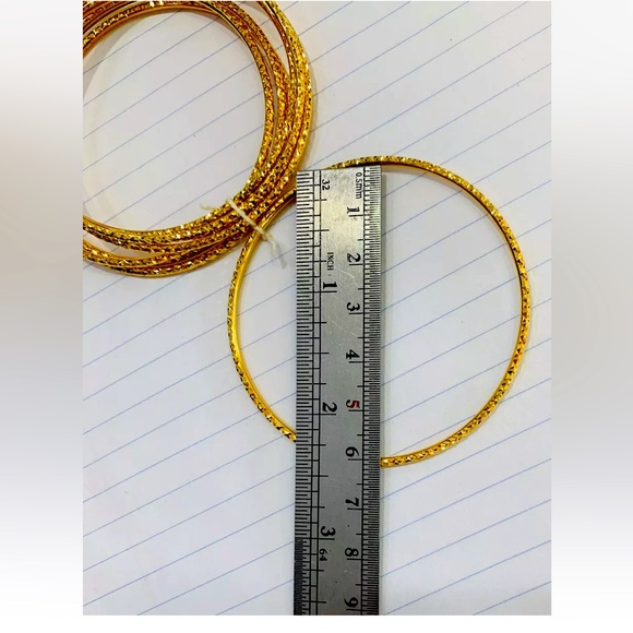 Beautiful 7 sets metal bangles - Picture 7 of 8